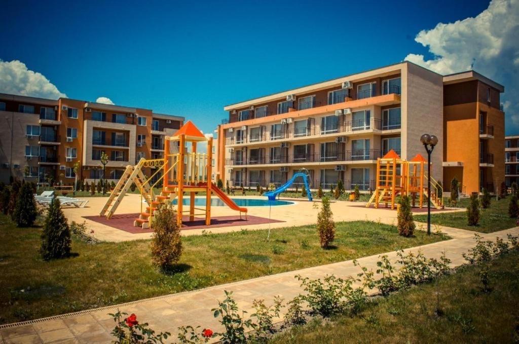 Fort Noks Holiday A2-61 Large Studio Сонячний Берег Екстер'єр фото